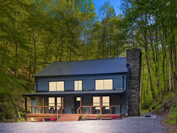 3177 N Clear Fork Rd, Sevierville, TN 37862