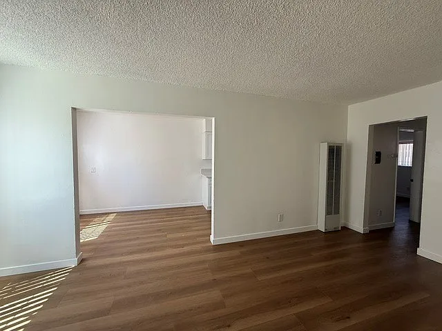 1358 W. 37th St. - #1 — Photo 2
