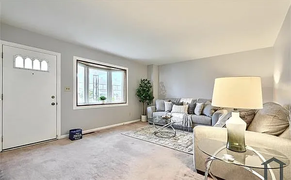 1718 Stokesley Rd — Photo 5