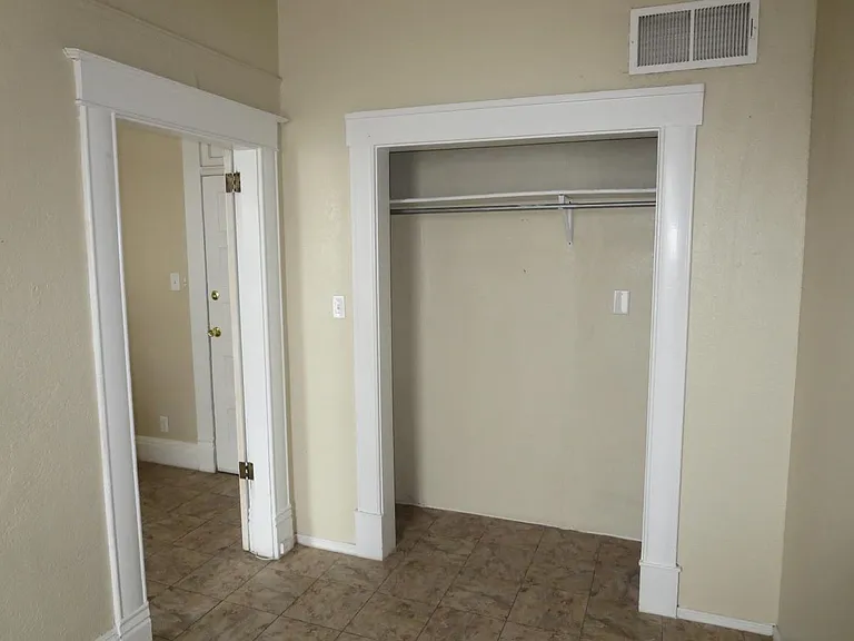1219 N El Paso St #7 — Photo 4