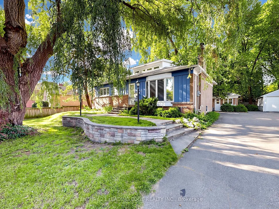 4 Rougecrest Dr