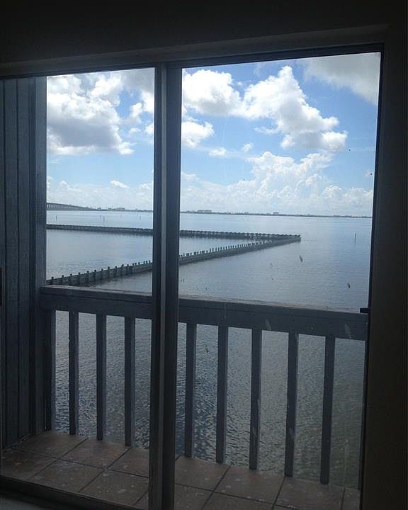 1st image of 500 Tiki Dr APT 105