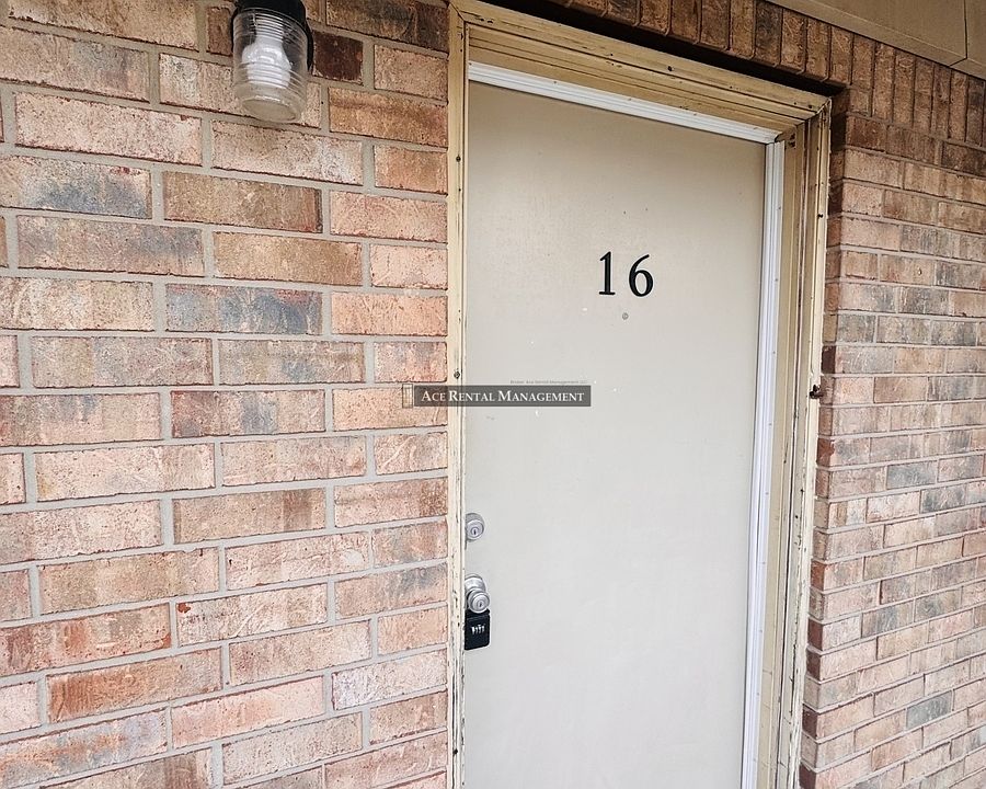 1st image of 104 8th Ave APT 16