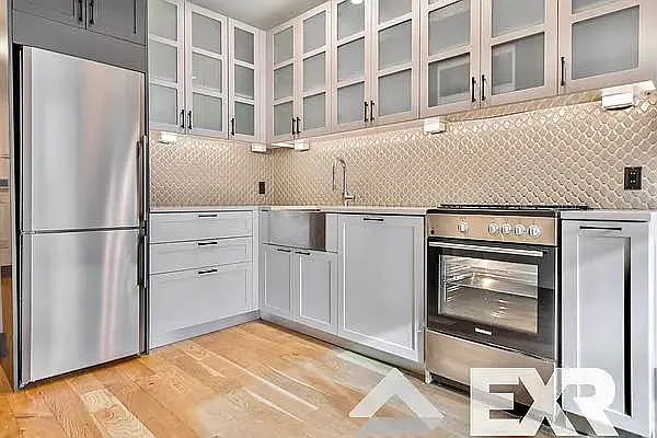 Rented by The KCI Group | media 26