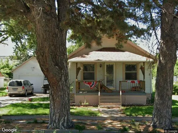 417 Douglas St, Imperial, NE 69033