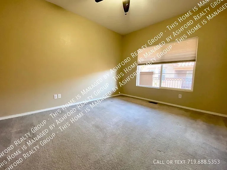 1450 Courtyard Hts — Photo 16