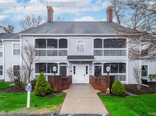 1221 Curzon Ct APT 203, Howell, MI 48843