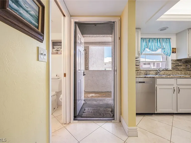 4511 Bay Beach Ln #315 — Photo 3