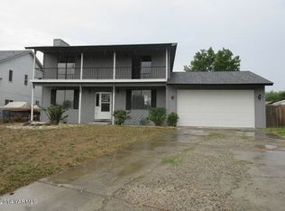 212 S 57th Ave, Yakima, WA 98908