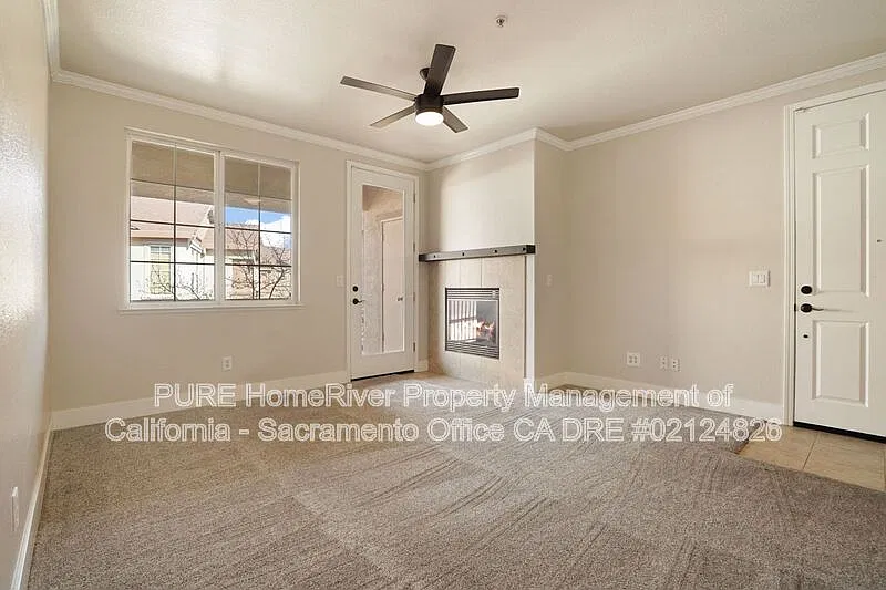 1 bed, 1.0 bath, 816 sqft, $1,795 — Photo 4
