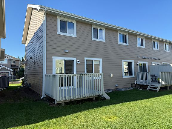 4th image of 219 Charlotte Way #66
