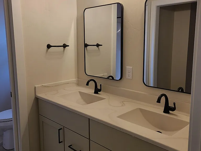 421 Founders Way — Photo 12