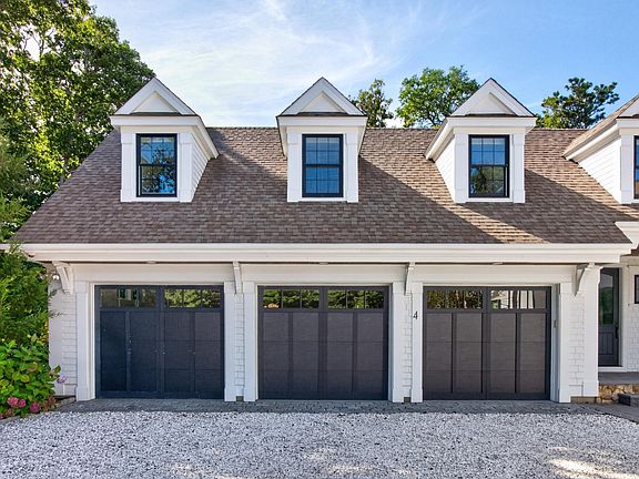 3rd image of 4 White Cedar Lane