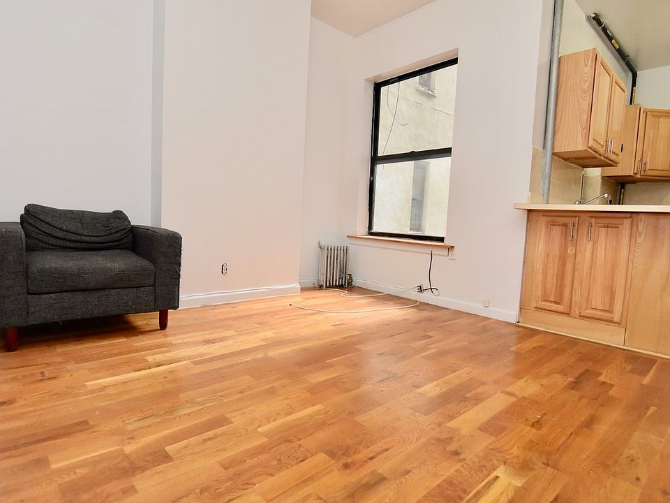 1st image of 520 W 175th St #2AA