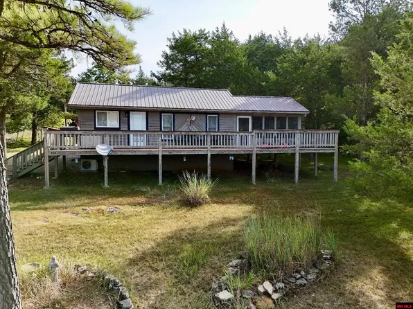 239 Mc #126, Oakland, AR 72661