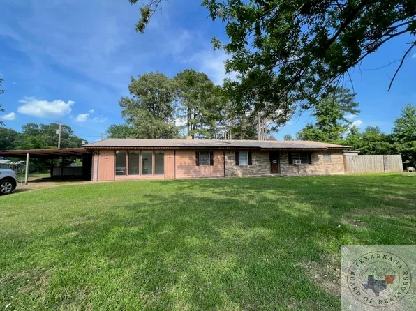 2495 Fm 44 E, De Kalb, TX 75559