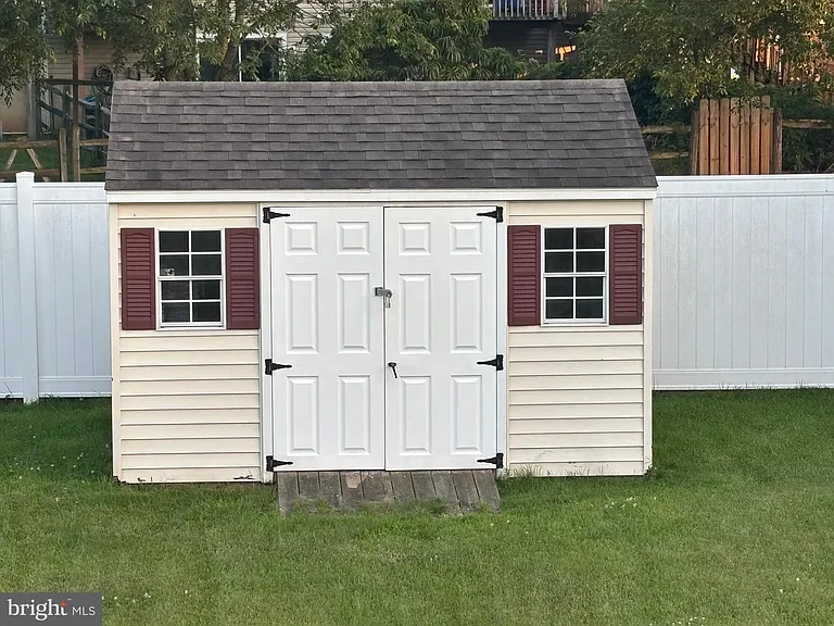 476 W Harvest Ln — Photo 35