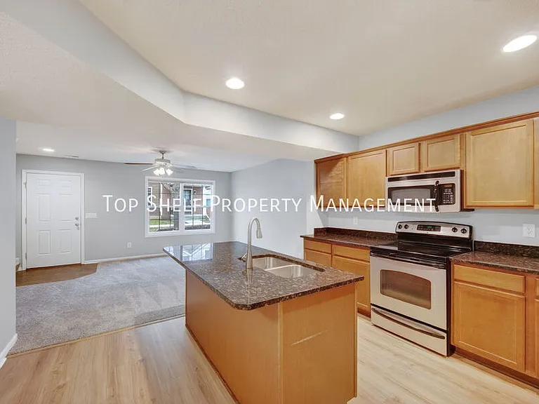 9125 Greenspire Dr #114 — Photo 12