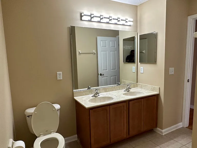 617 Spruce Creek Rd — Photo 21