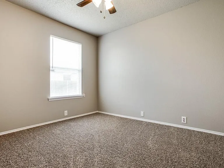 2405 Tailburton Ct — Photo 20