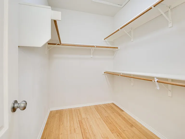 5709 Pecanwood Ln — Photo 20