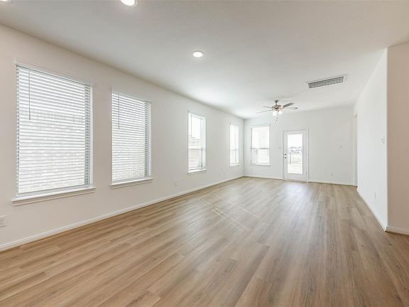 3rd image of 15350 Caravel Bay Court