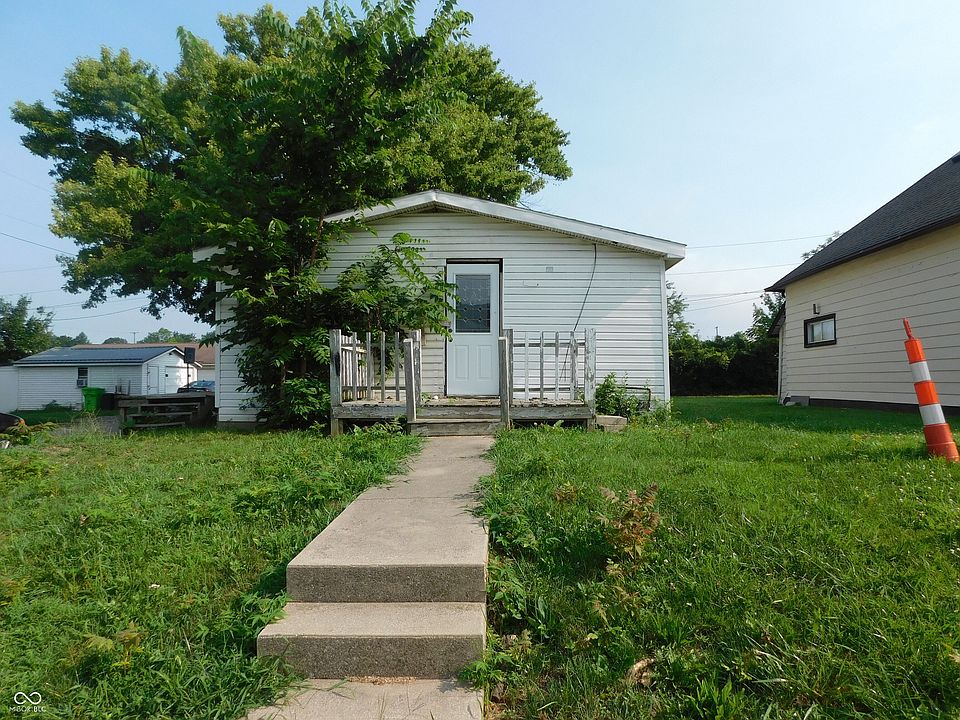 1st image of 1002 Tuttle Ave