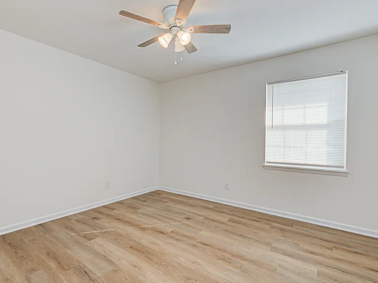 2912 Brinkey Way — Photo 5