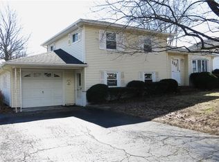 109 Brookdale Park, Rochester, NY 14609