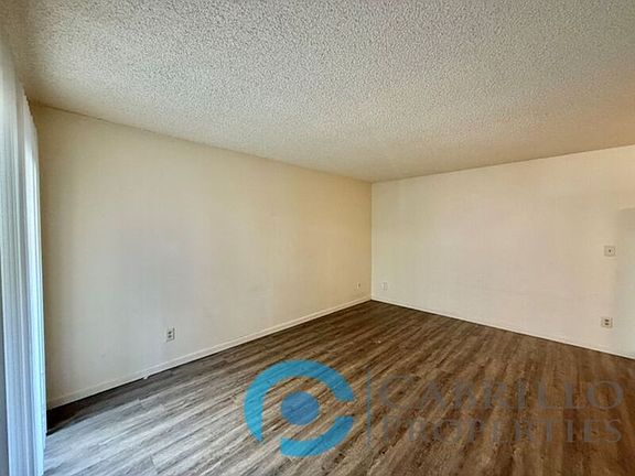 2nd image of 4044 Wabash Ave APT 2