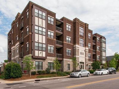 1808 24th Ave S SUITE 104, Nashville, TN, 37212