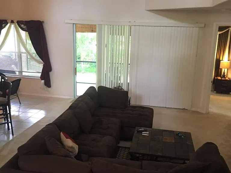 1054 Jardin Dr — Photo 24