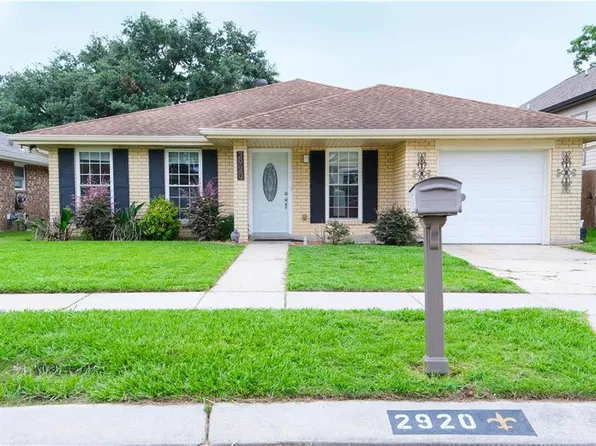 2920 Corinne Dr, Chalmette, LA 70043