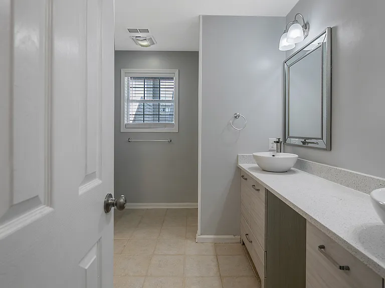295 Warton Ln #7 — Photo 15
