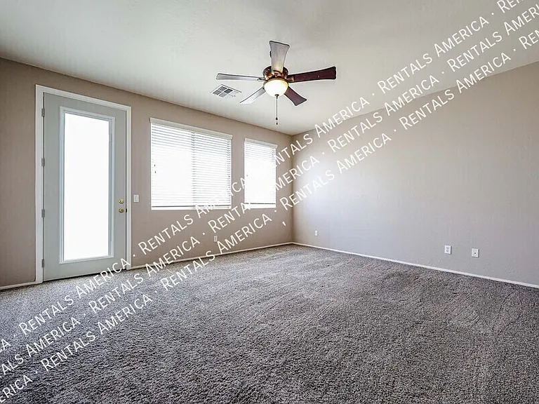 16869 S 30th Ave — Photo 32