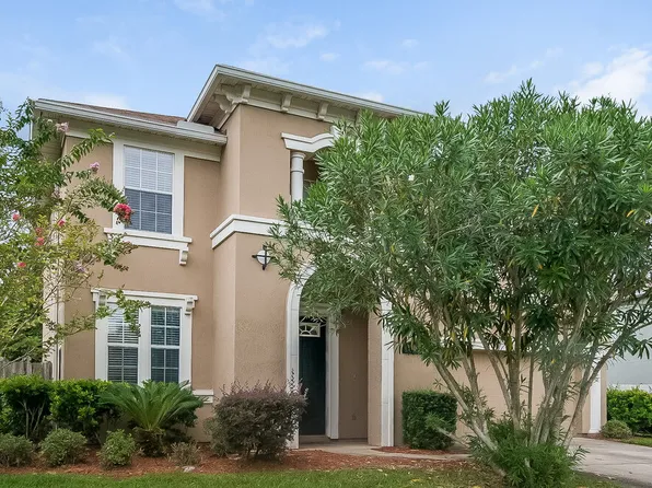 2300 Justin Lake Dr, Jacksonville, FL 32221