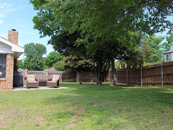 5th image of 4 Shasta Dr