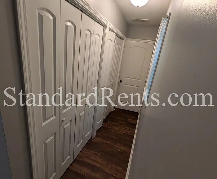 2000 Wilson Rd NW — Photo 9