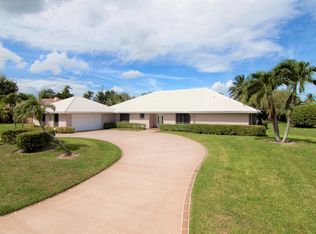 100 Rosemont Ct, Atlantis, FL 33462