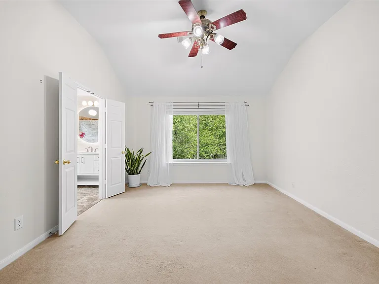 4176 Canyon Glen Cir — Photo 25