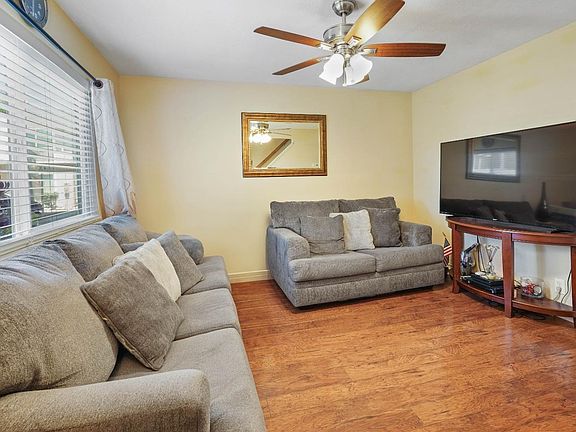 2nd image of 1360 Callen Street #B