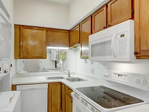 8055 Cambridge St APT 57, Houston, TX 77054