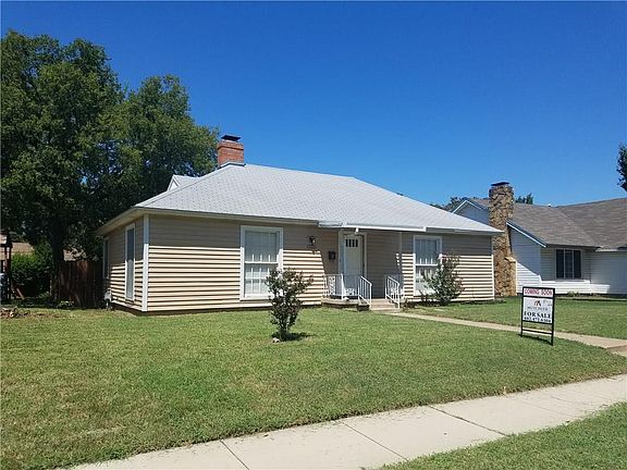2nd image of 3005 Marigold Ave