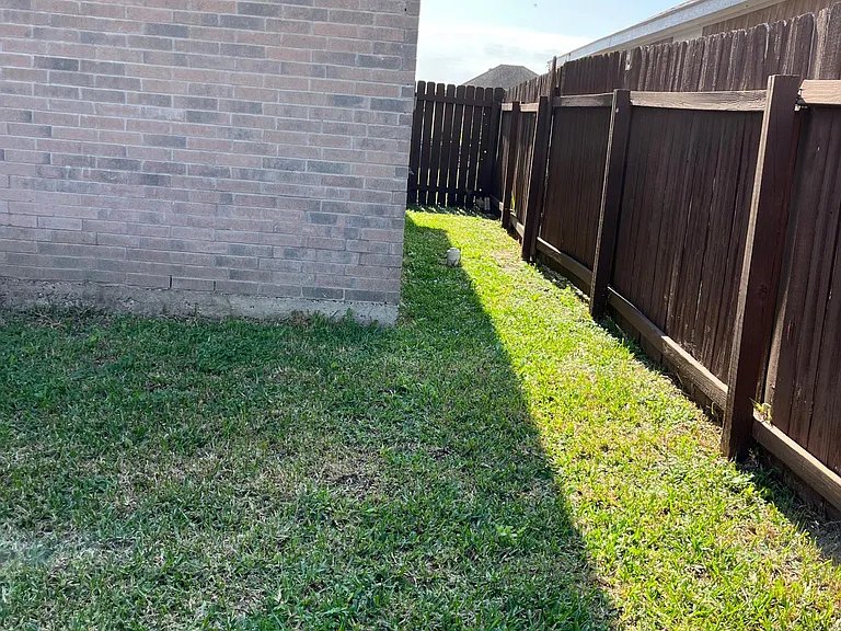 18195 King Palm Dr — Photo 21