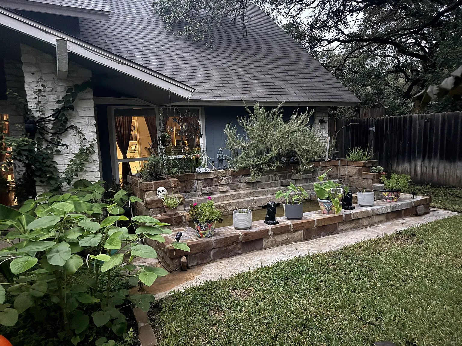 4 bed, 4.5 bath, 3600 sqft, $4,300 — Photo 2