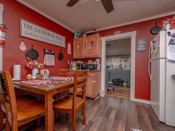 5th image of 60 Cecil Ave