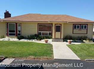 1241 NW 6th St, Redmond, OR 97756