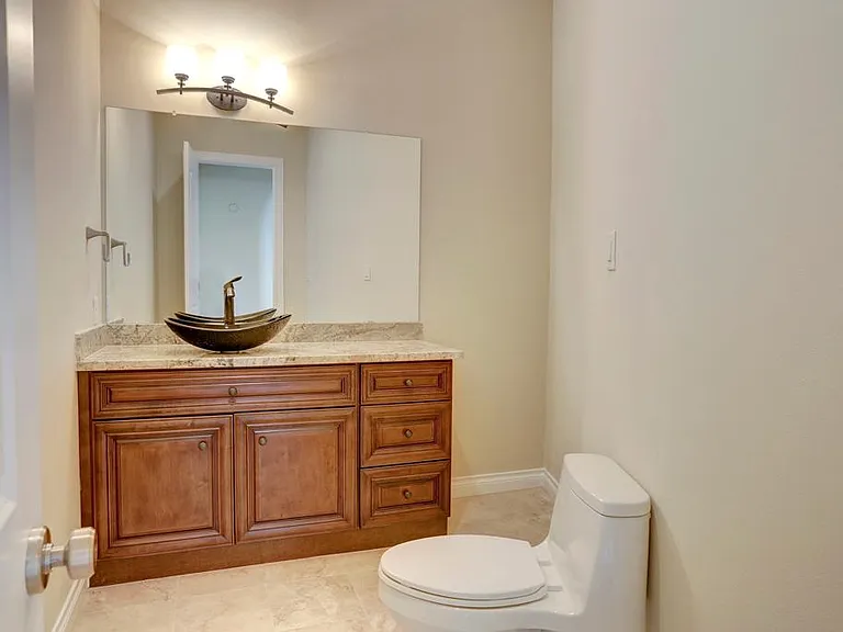 5203 Beechnut St — Photo 19