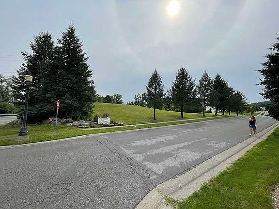 4th image of 6463 Tulipwood Ln