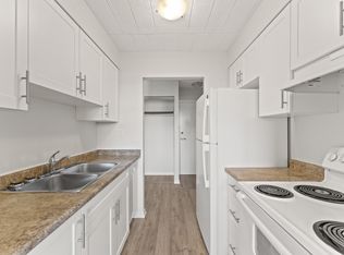 11917 Tecumseh Rd E #2-BEDROOM, Tecumseh, ON N8N3J3